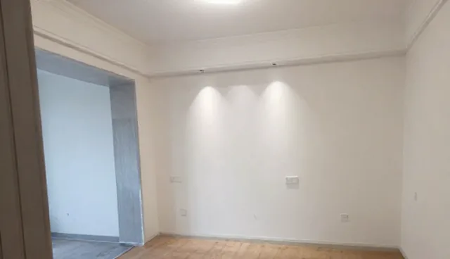 清洁效率提升:开荒保洁套餐标准化分析